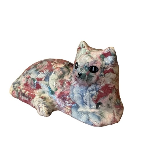 🥳 HOST PICK**Vintage Decoupage Cat Figurine-floral - Picture 2 of 8